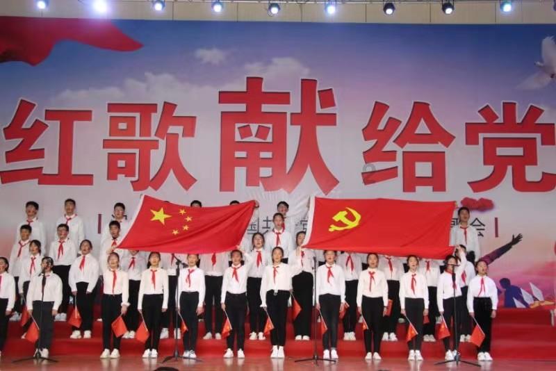 逃出安逸小乡村